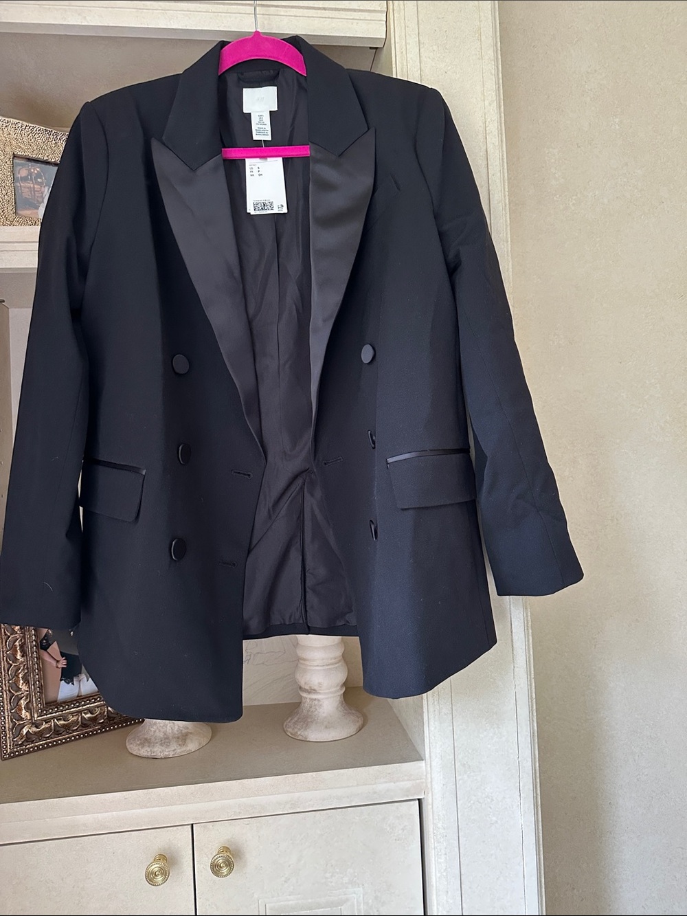 ZARA OVERSIZED, TUXEDO, BLAZER SIZE SMALL NEW WITH TAGS
